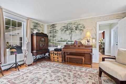 13 Turnpike Rd, Townsend, MA 01469 photo 9