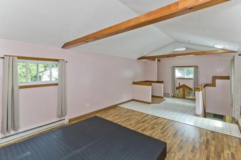 29 E Green St, Easthampton, MA 01027 photo 25
