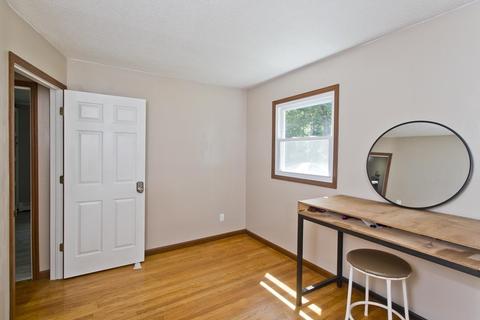 29 E Green St, Easthampton, MA 01027 photo 20