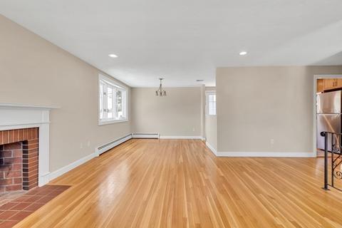 85 Upton Rd, Waltham, MA 02452 photo 5