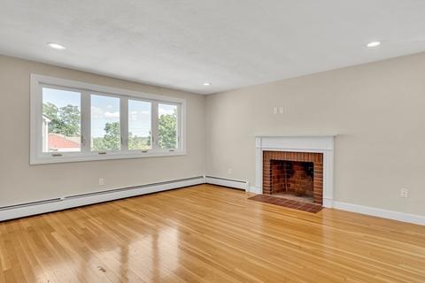 85 Upton Rd, Waltham, MA 02452 photo 4