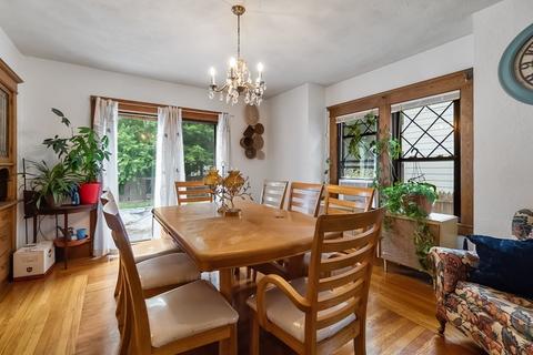 118 Belvidere St, Springfield, MA 01108 photo 6