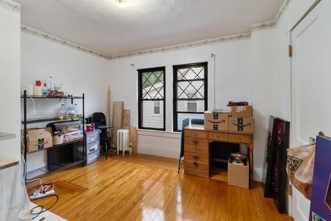 118 Belvidere St, Springfield, MA 01108 photo 13