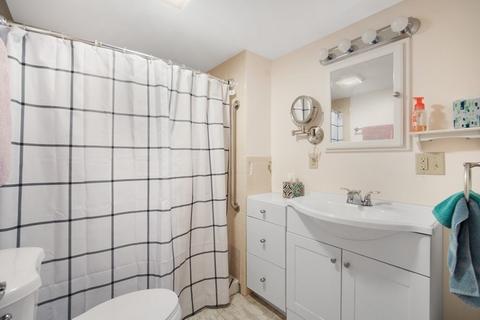 30 Rosedale Ave, Springfield, MA 01128 photo 19