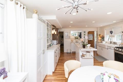 71 Greenwich Rd, Ware, MA 01082 photo 6