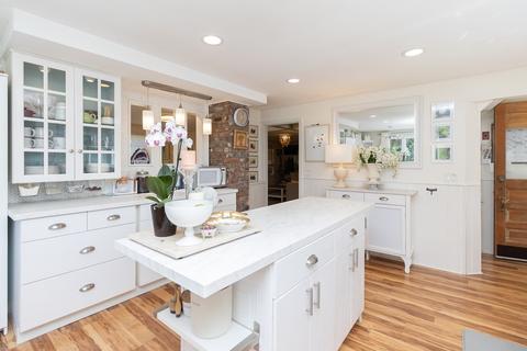 71 Greenwich Rd, Ware, MA 01082 photo 4