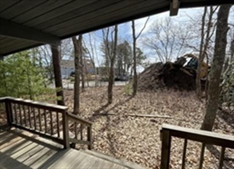 383 Mashpee Neck Rd, Mashpee, MA 02649 photo 2