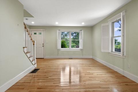 126 Eastern Ave #B, Gloucester, MA 01930 photo 17