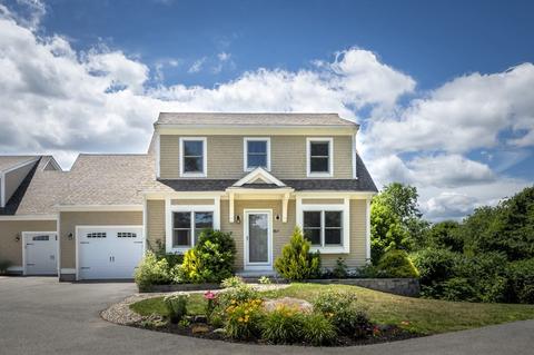 126 Eastern Ave #B, Gloucester, MA 01930 photo 2