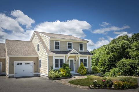 126 Eastern Ave #B, Gloucester, MA 01930 photo 3