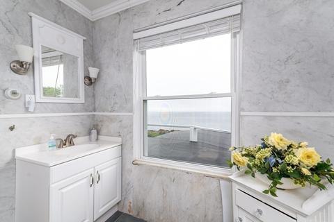 10 Oakes Ave, Gloucester, MA 01930 photo 14