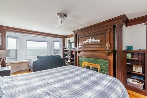 10 Oakes Ave, Gloucester, MA 01930 photo 12
