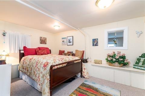 10 Oakes Ave, Gloucester, MA 01930 photo 36