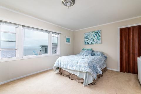 10 Oakes Ave, Gloucester, MA 01930 photo 27