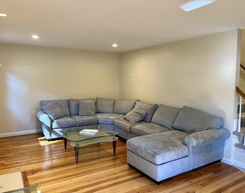 2 Timber Ln, Natick, MA 01760 photo 4