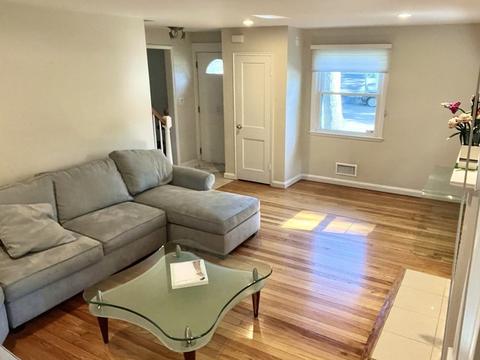2 Timber Ln, Natick, MA 01760 photo 5