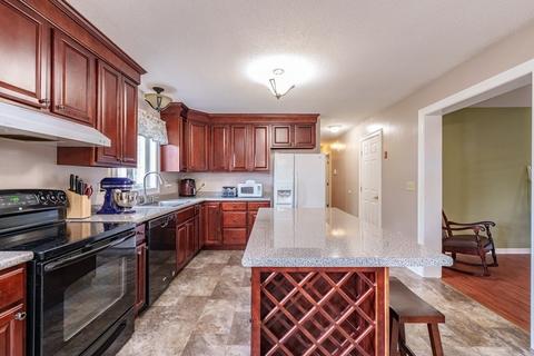 32 Morris St, Chicopee, MA 01020 photo 10