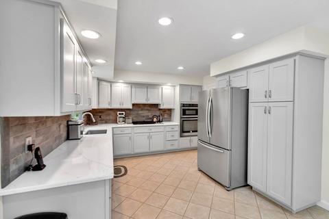 13 Leonard Rd, Mendon, MA 01756 photo 4