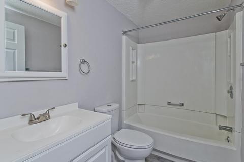 25 Driftwood Rd, Springfield, MA 01128 photo 15