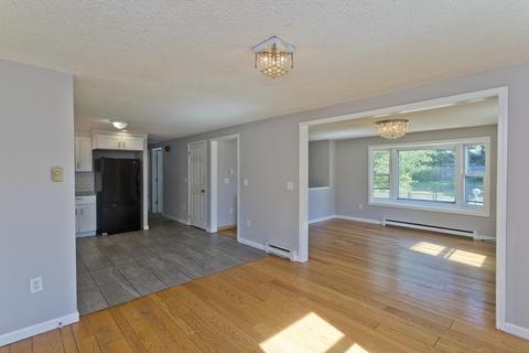 25 Driftwood Rd, Springfield, MA 01128 photo 4