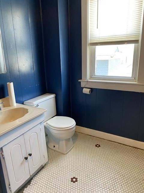 89 Rockland St, Fall River, MA 02724 photo 16