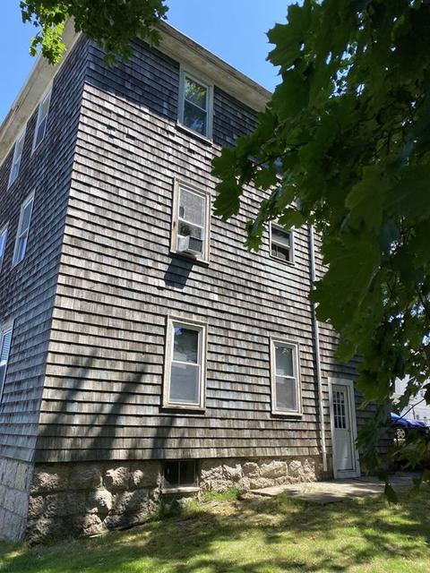 89 Rockland St, Fall River, MA 02724 photo 3