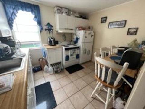 98 Raymond St, Fall River, MA 02723 photo 10