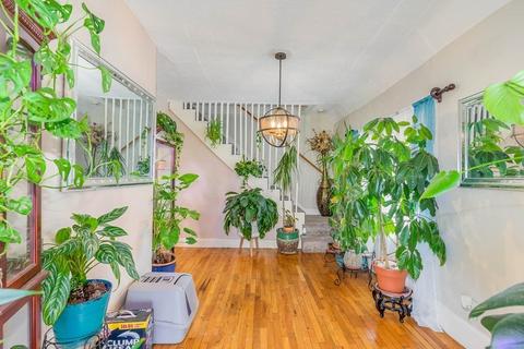 75 Harvard St, Everett, MA 02149 photo 8
