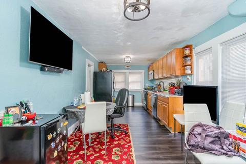 75 Harvard St, Everett, MA 02149 photo 12