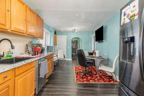 75 Harvard St, Everett, MA 02149 photo 11