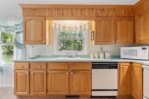 17 Blackberry Fields Rd, Dracut, MA 01826 photo 8