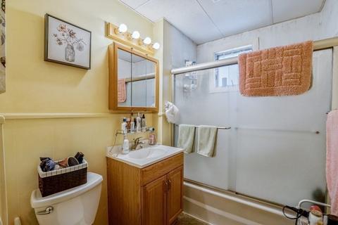 22 Monroe St, Chicopee, MA 01020 photo 29