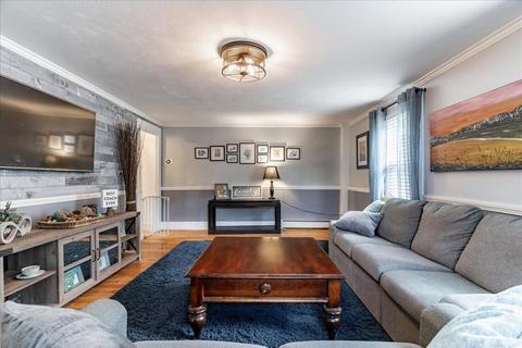 21 School St, Auburn, MA 01501 photo 12