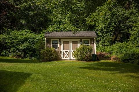 374 Thompson Rd, Webster, MA 01570 photo 13