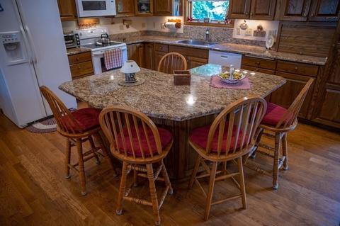 374 Thompson Rd, Webster, MA 01570 photo 22