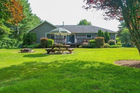374 Thompson Rd, Webster, MA 01570 photo 5