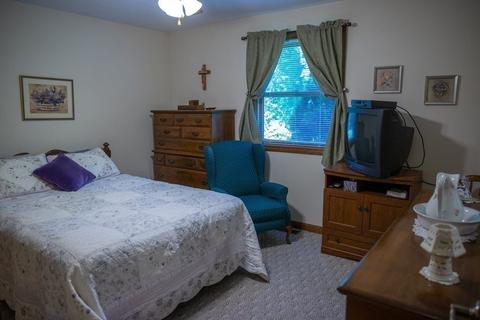 374 Thompson Rd, Webster, MA 01570 photo 28