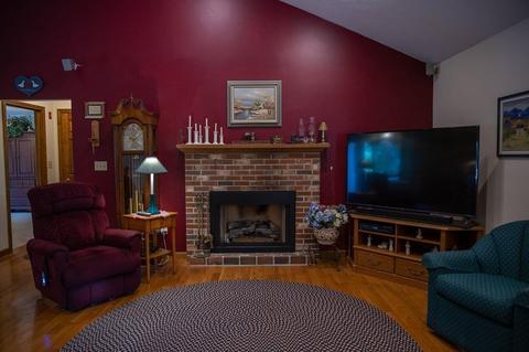 374 Thompson Rd, Webster, MA 01570 photo 19