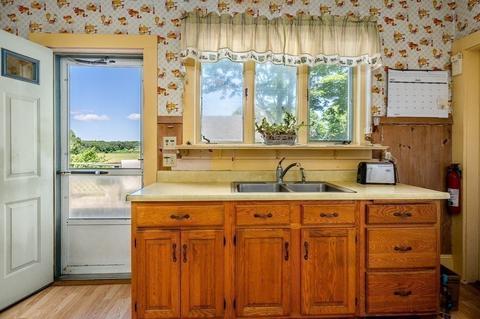 1054 County Rd, Bourne, MA 02534 photo 19