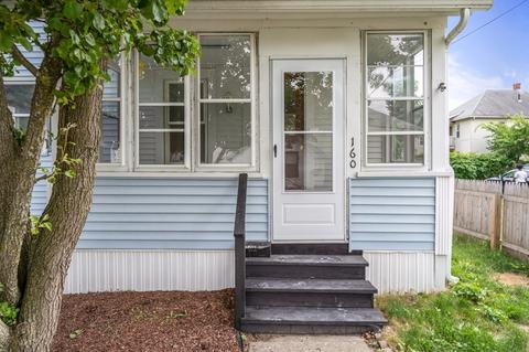160 Cochran St, Chicopee, MA 01020 photo 1