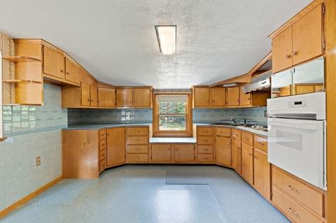 145 Old Lyman Rd, Chicopee, MA 01020 photo 26