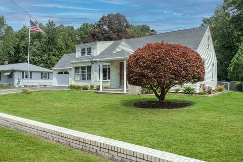 145 Old Lyman Rd, Chicopee, MA 01020 photo 2