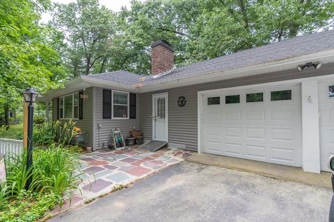 9 Gladwin Dr, Westfield, MA 01085 photo 1