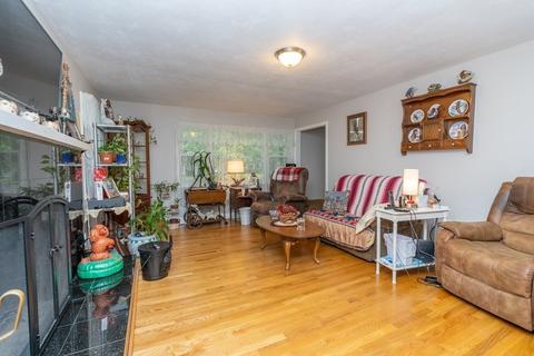 9 Gladwin Dr, Westfield, MA 01085 photo 8