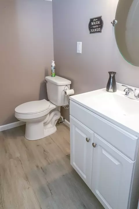97 Avery St, Springfield, MA 01119 photo 37