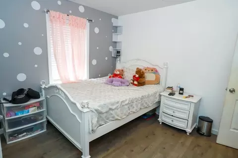97 Avery St, Springfield, MA 01119 photo 24