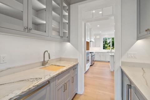 10 Goldthwait Rd, Marblehead, MA 01945 photo 11