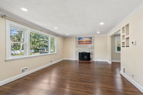 5 Temple St, Framingham, MA 01702 photo 5