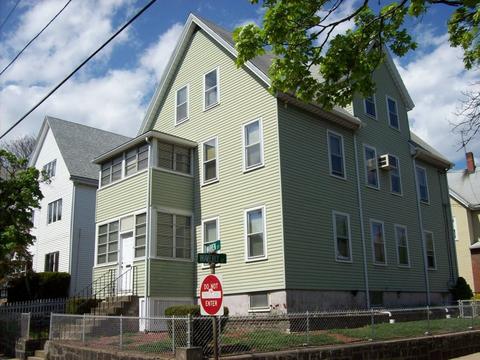 31 Warren St, Everett, MA 02149 photo 1