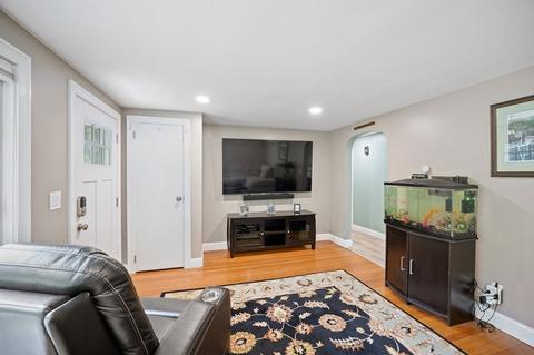 211 Boston Rd, Sutton, MA 01590 photo 8